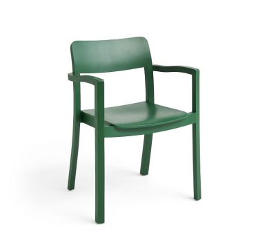 Grüner Pastis Armchair von Hay: Holzstuhl mit Armlehnen für Esszimmer und Wohnbereich.